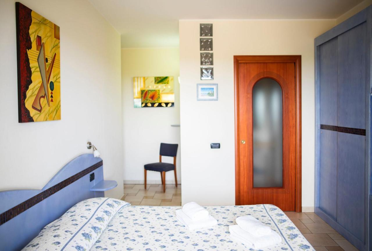 Il Fenicottero Hotel Quartu Sant'Elena Exterior photo